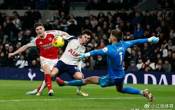 开云-瓜帅妙手造新核，曼城后劲足，阿森纳真要掉链子？|瓜迪奥拉|奥赖利|泰贾尼-赖因德斯|西汉姆|媒体_新浪体育_新浪新闻