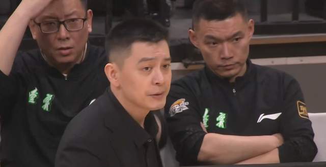 夺冠热门输球仍反超山东,辽篮掀翻强敌却无缘前8,黑马超出预期