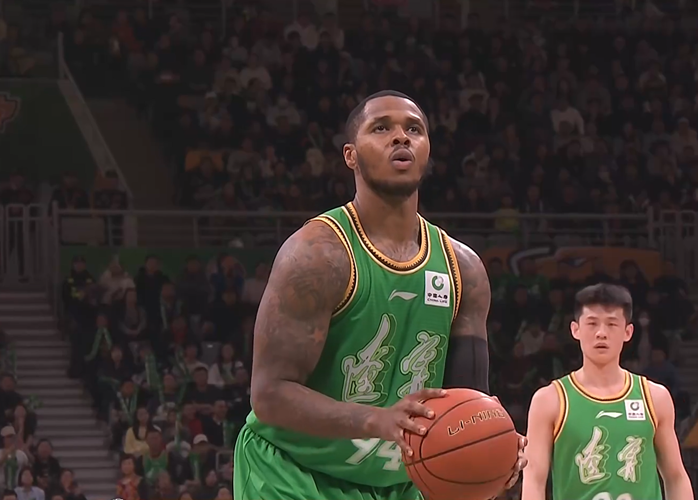 kaiyun网站-重磅引援得0分1板,辽宁队丢了西瓜捡了芝麻!球迷:快点送走