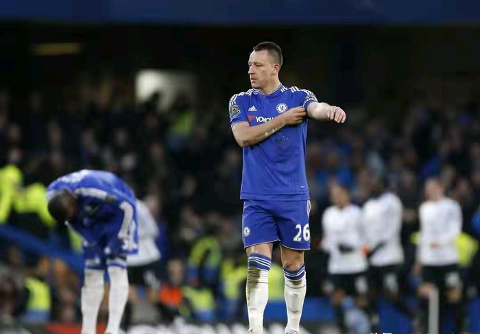 英超带刀后卫排行榜，榜首竟是他！你猜对了吗？|特里·麦克德莫特|约翰·特里|切尔西|数据|集锦_新浪体育_新浪新闻