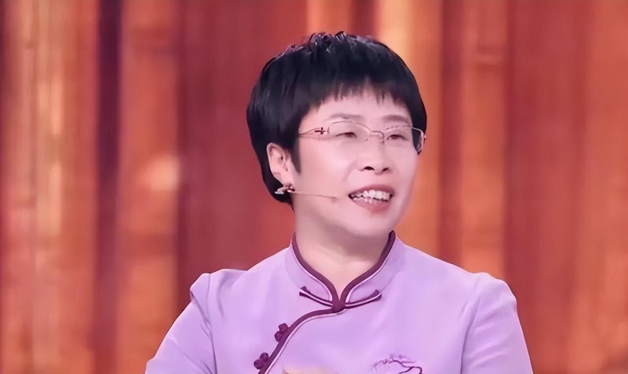 开云入口-蒙曼感叹:这辈子也结不了婚!有两个原因:一是岁数,二是长相