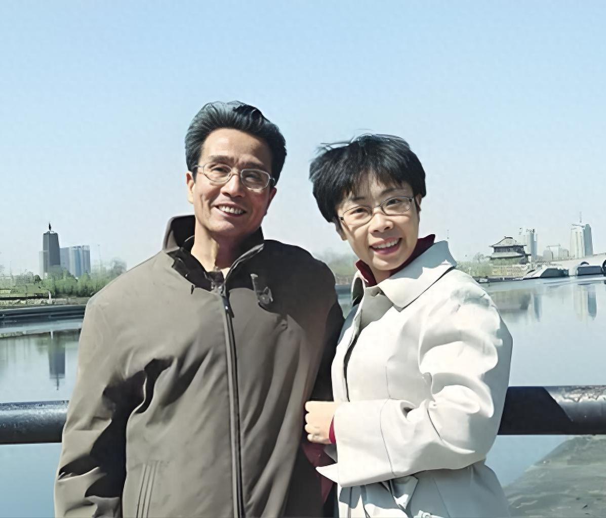 开云入口-蒙曼感叹:这辈子也结不了婚!有两个原因:一是岁数,二是长相